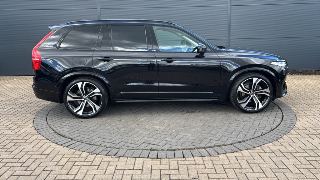 Volvo XC90 2.0 B6p Ultimate Dark Awd Geartronic 0 Ps Black #4