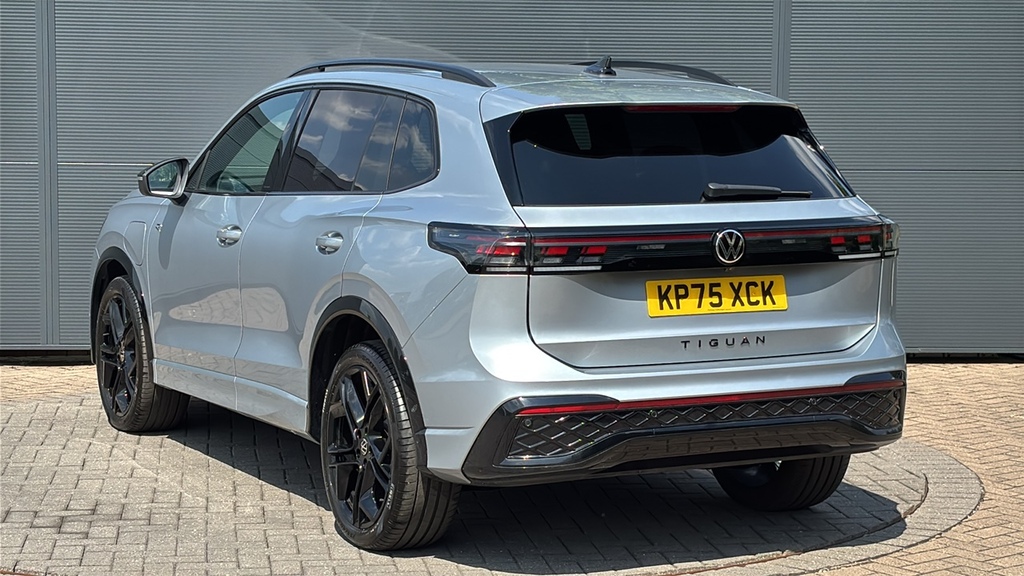 Volkswagen Tiguan 1.5 Tsi Ehybrid R-line Dsg 0 Ps Silver #3