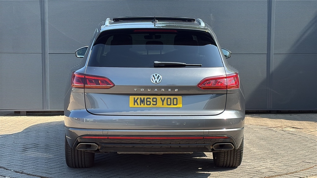 Volkswagen Touareg 3.0 Tdi V6 R-line Tiptronic 4Motion Euro 6 Ss 5 White #9