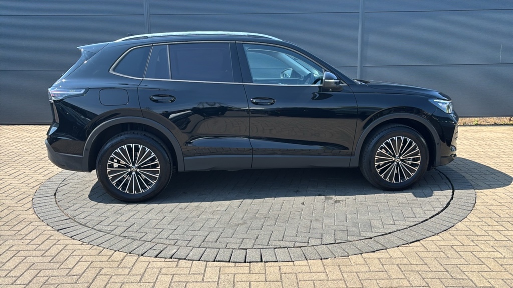 Volkswagen Tiguan 1.5 Tsi Ehybrid Match Dsg 204 Ps Black #4