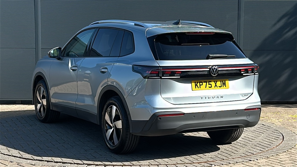 Volkswagen Tiguan 1.5 Etsi 150 Match Dsg 150 Ps KP75XJM Silver #3