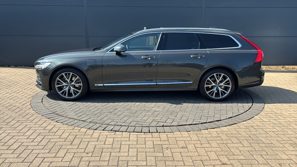 Volvo V90 2.0 T4 Momentum Plus Estate Euro 6 Blue #11