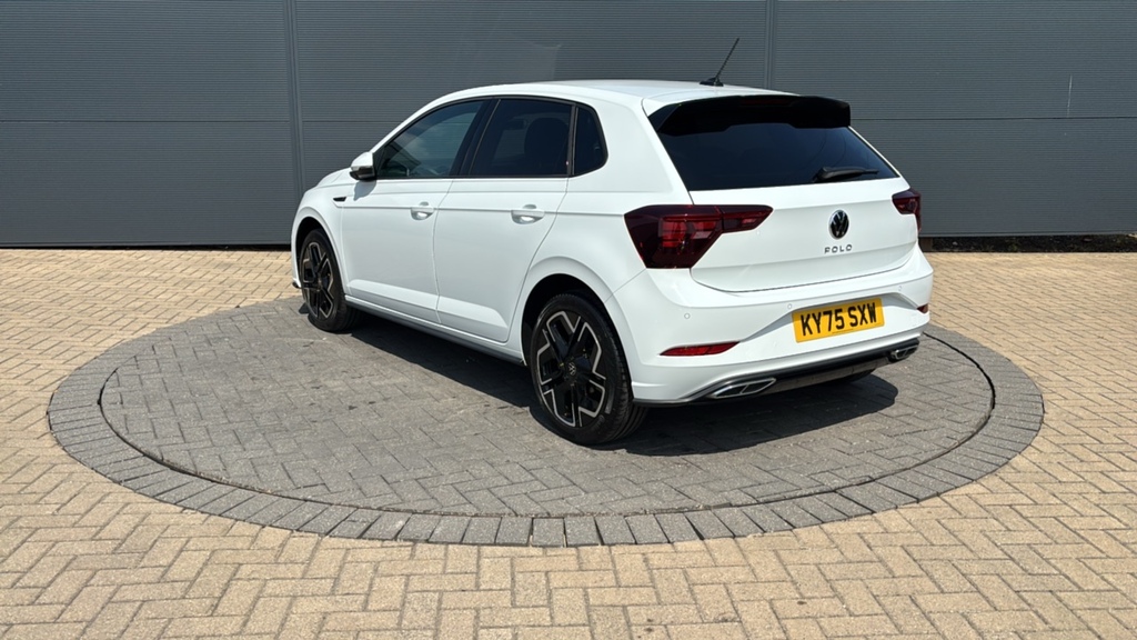Volkswagen Polo 1.0 Tsi 115 R-line Dsg 115 Ps White #3