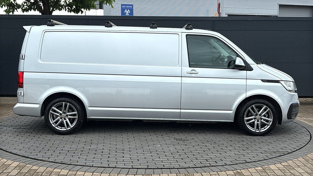 Volkswagen Transporter 2.0 Tdi 150 Highline Van 0 Ps Silver #4