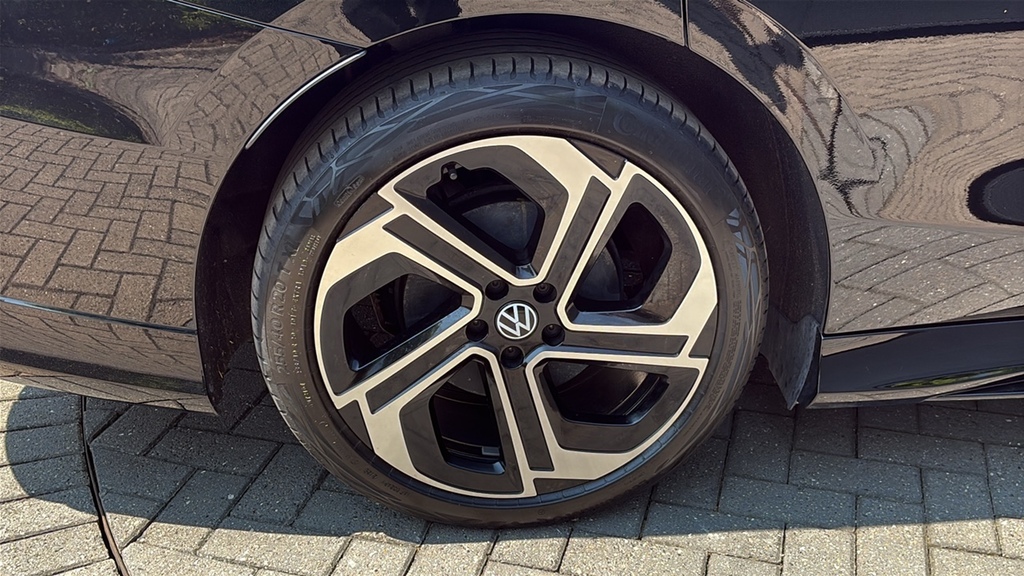 Volkswagen ID.7 250Kw 4Motion Gtx Plus 86Kwh 340 Ps Black #5
