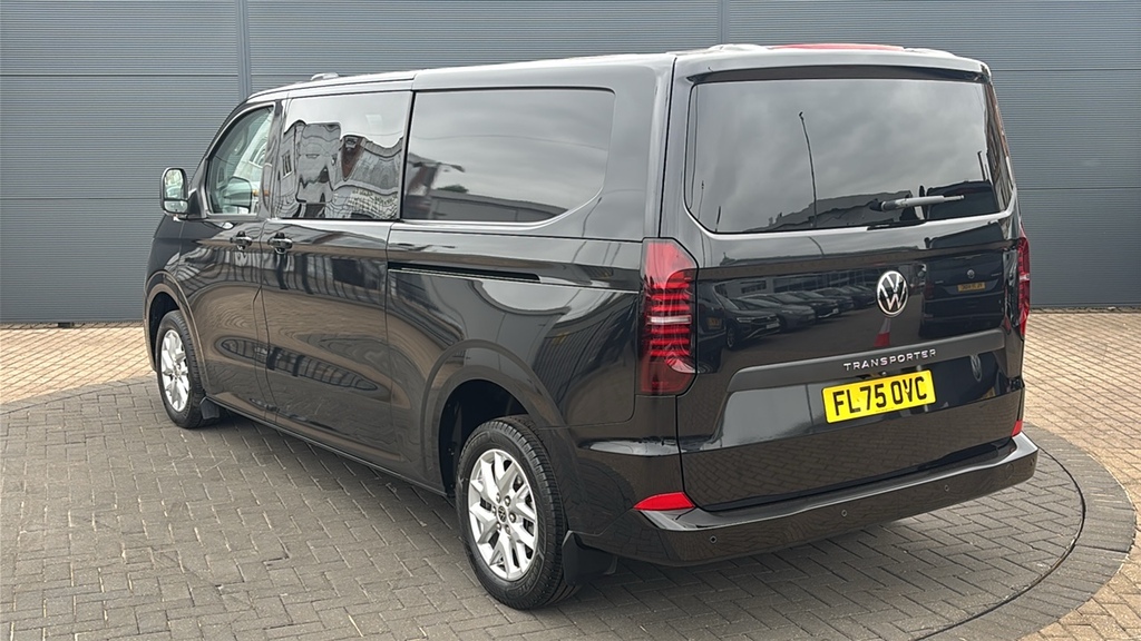Volkswagen Transporter 2.0 Tdi 150 Commerce Pro Kombi Van 150 Ps Black #3