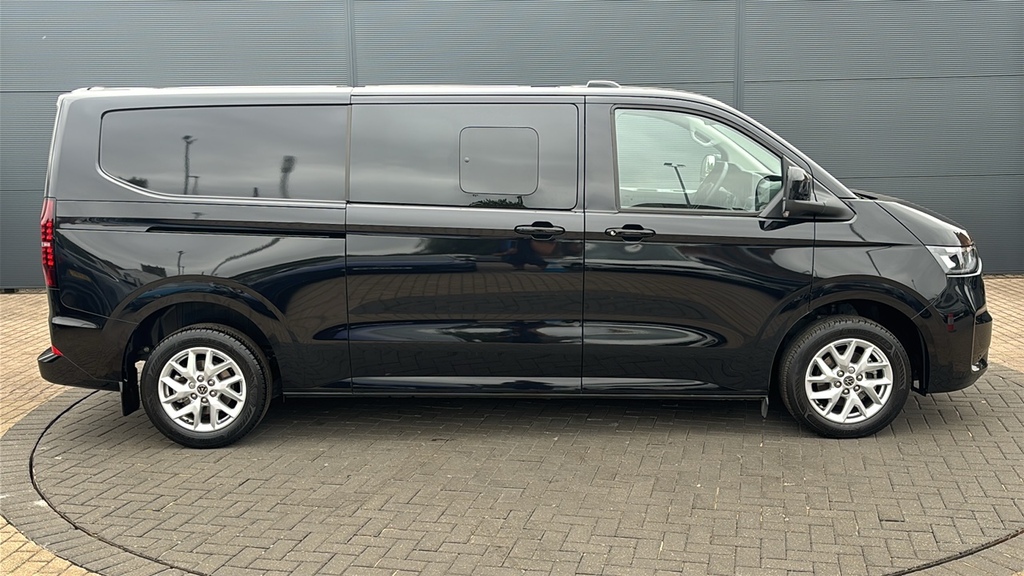 Volkswagen Transporter 2.0 Tdi 150 Commerce Pro Kombi Van 150 Ps Black #4