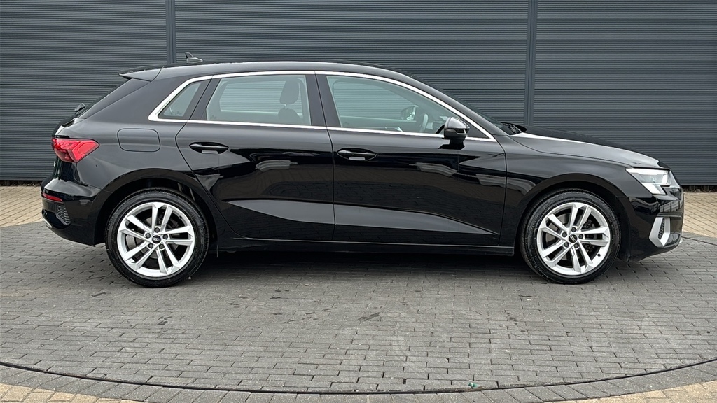 Audi A3 30 Tfsi Sport 0 Ps Black #4