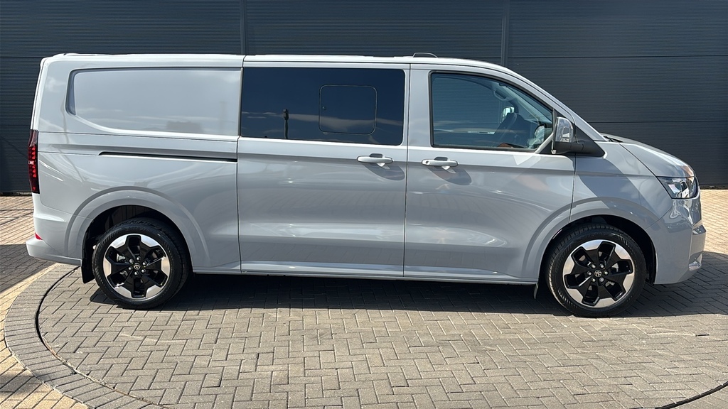 Volkswagen Transporter 2.0 Tdi 150 Commerce Pro Kombi Van 150 Ps Grey #4