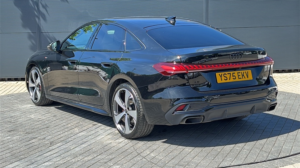 Audi A5 2.0 Tfsi 150 Edition 1 S Tronic 150 Ps Black #3