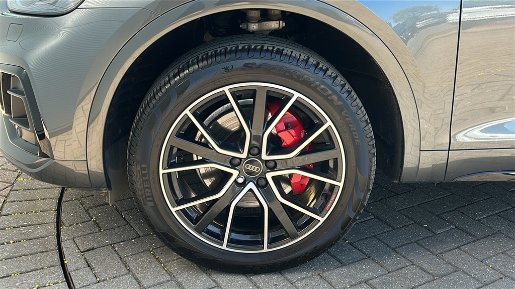 Audi Q5 40 Tdi Quattro Edition 1 S Tronic 204 Ps Grey #5