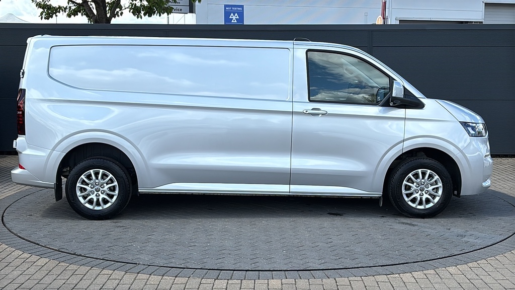 Volkswagen Transporter 2.0 Tdi 150 Commerce Pro Van 150 Ps Grey #4