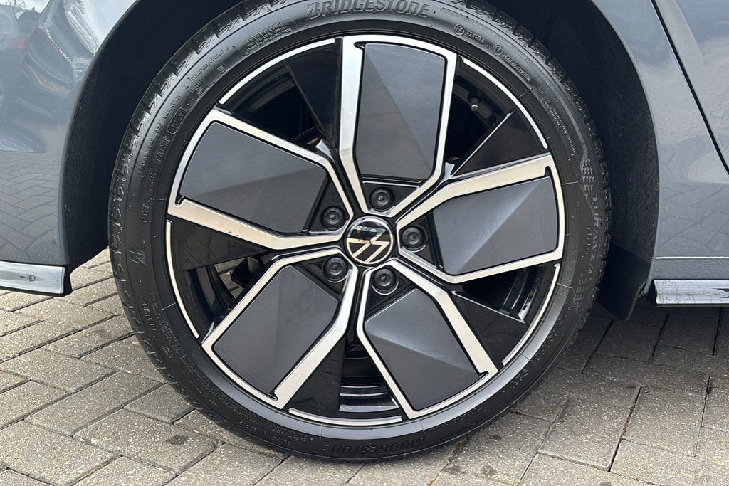 Volkswagen Golf 1.5 Tsi 150 Black Edition 0 Ps Grey #5