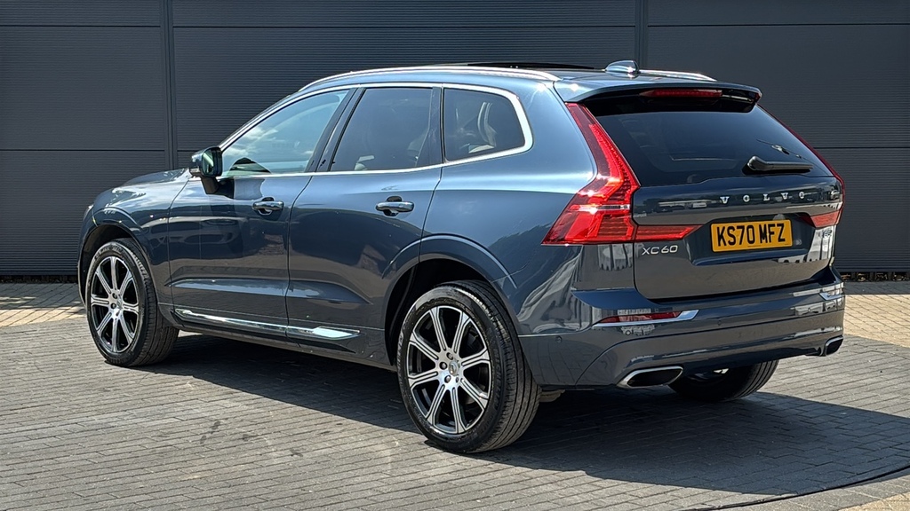 Volvo XC60 2.0 B5p 250 Inscription Pro Awd Geartronic Blue #3