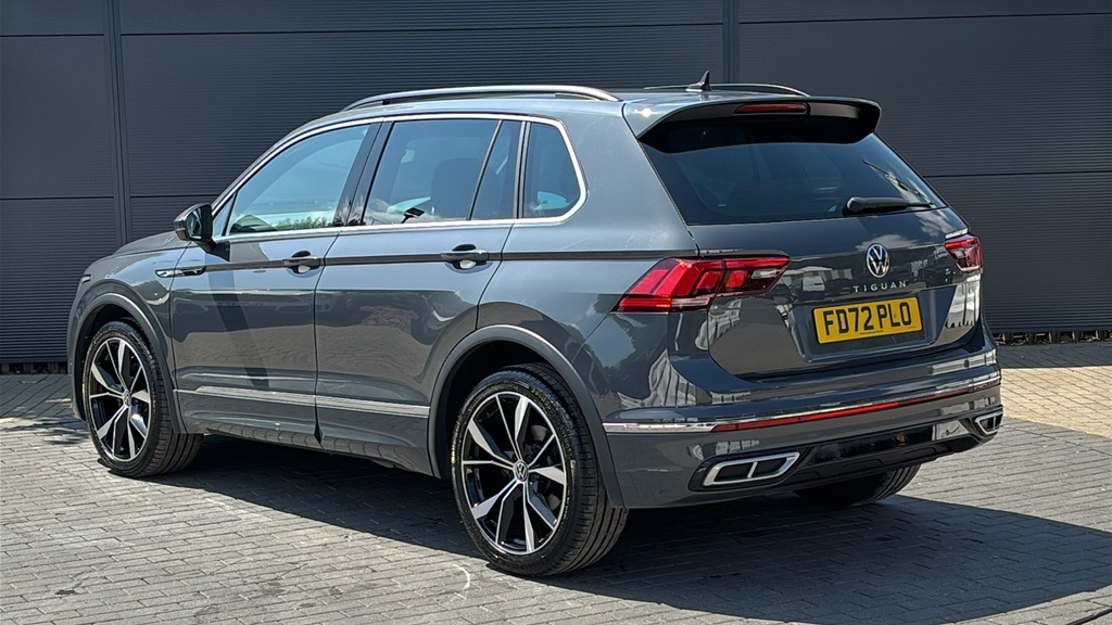 Volkswagen Tiguan 1.5 Tsi 150 R-line Dsg 150 Ps Grey #3