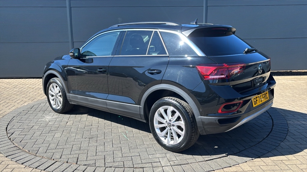 Volkswagen T-Roc 1.5 Tsi Match Dsg 0 Ps Black #3