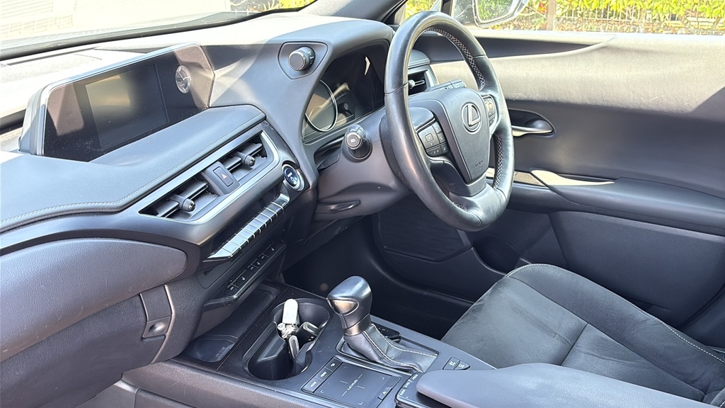 Lexus UX 250H 2.0 Cvt Without Nav 0 Ps Black #2