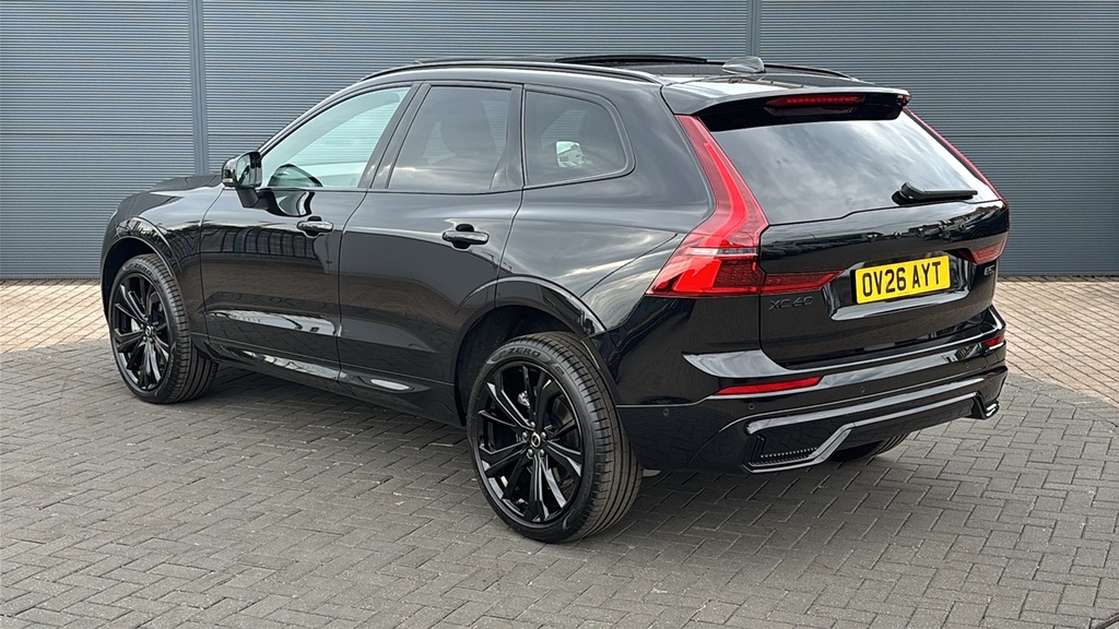 Volvo XC60 2.0 B5p Ultra Black Edition Awd Geartronic 0 Black #3