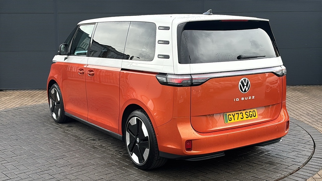 Volkswagen ID.Buzz 150Kw 1St Edition Pro 77Kwh 204 Ps Orange #3