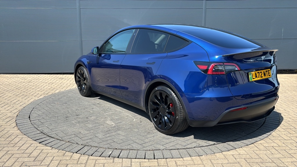 Tesla Model Y Performance Awd 426 Ps Blue #3