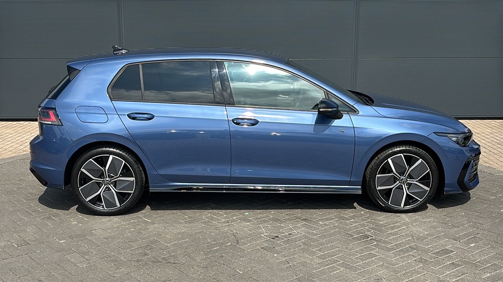Volkswagen Golf 2.0 Tdi 150 Black Edition Dsg 150 Ps Blue #4