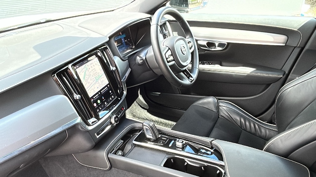 Volvo V90 2.0 B4d R Design 197 Ps White #2