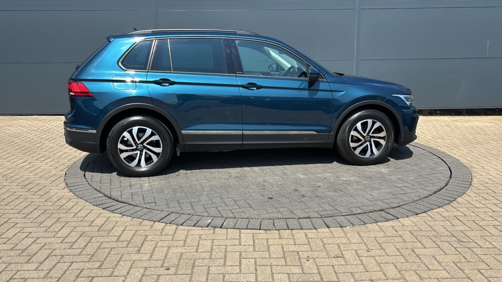 Volkswagen Tiguan 1.5 Tsi 150 Active Dsg 150 Ps KT71FJZ Blue #4