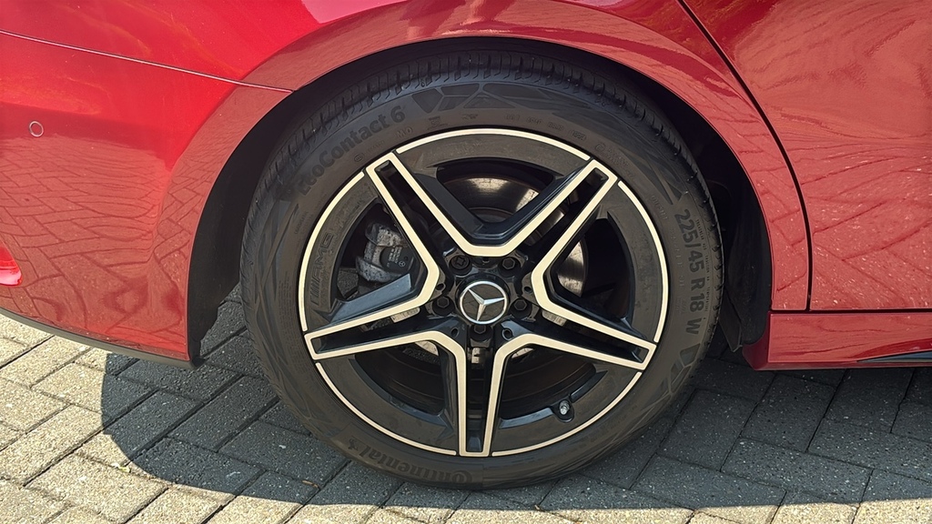 Mercedes-Benz A Class A200 Amg Line Executive Edition 0 Ps Red #5