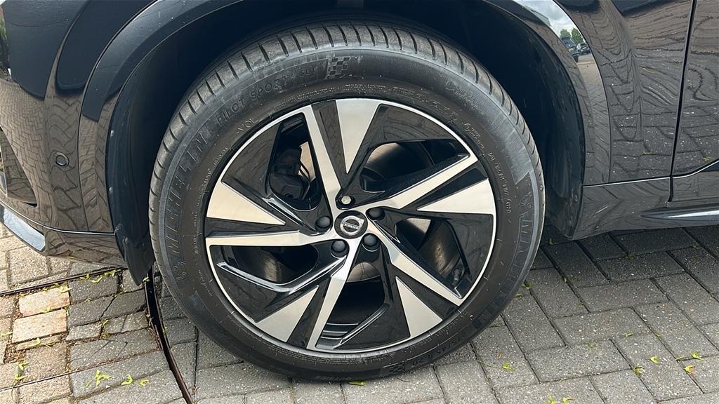 Volvo XC90 2.0 B5d 235 Plus Dark Awd Geartronic 235 Ps Black #5
