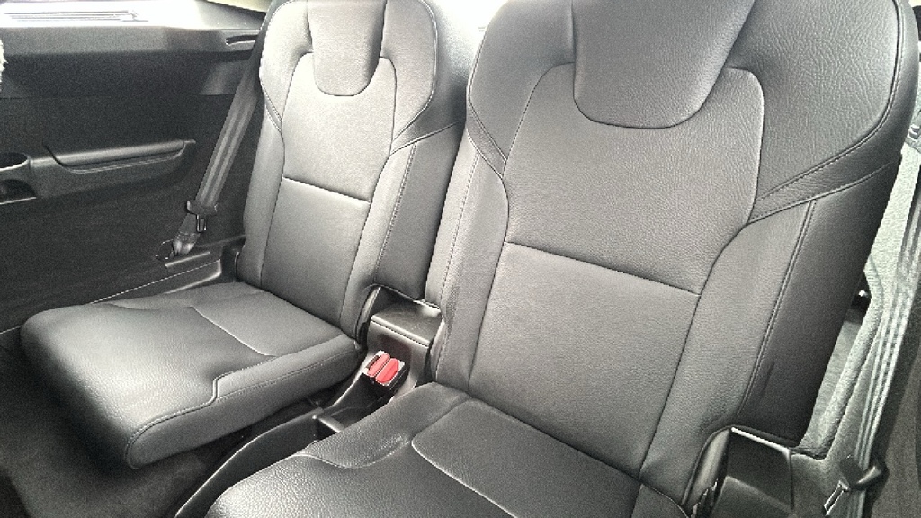 Volvo XC90 Suv Black #17