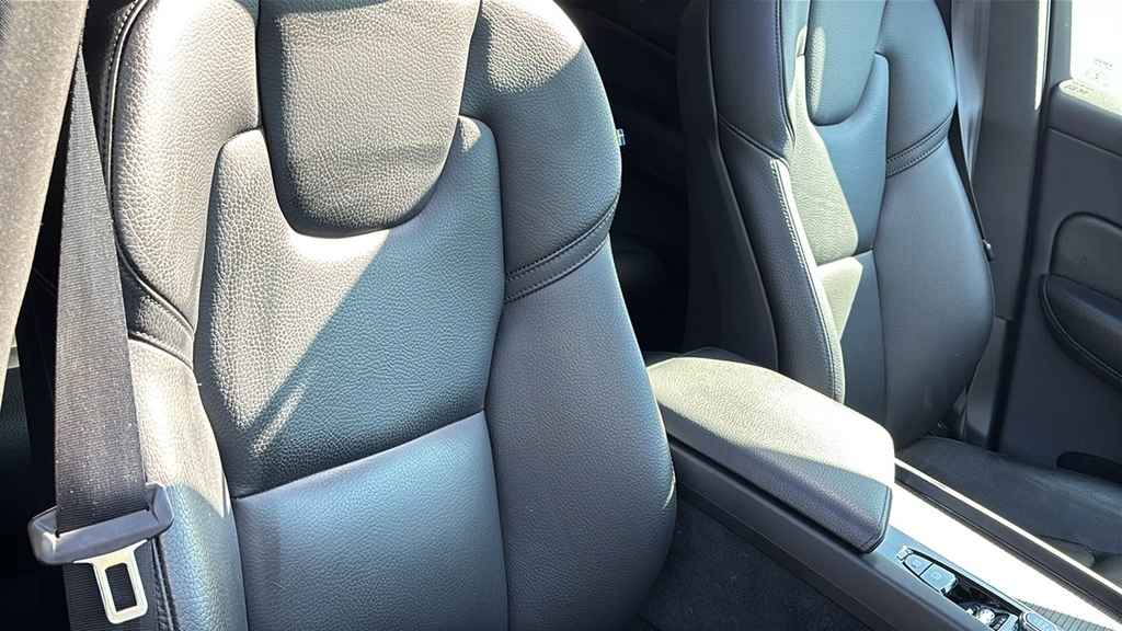 Volvo XC60 #13