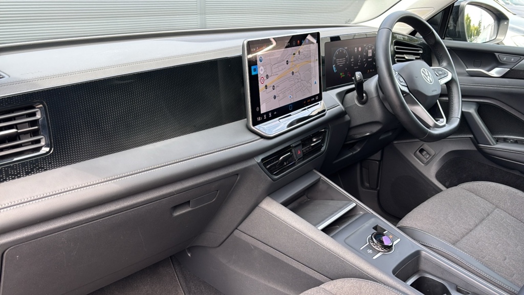 Volkswagen Tiguan 1.5 Etsi 150 Match Dsg 150 Ps Black #2