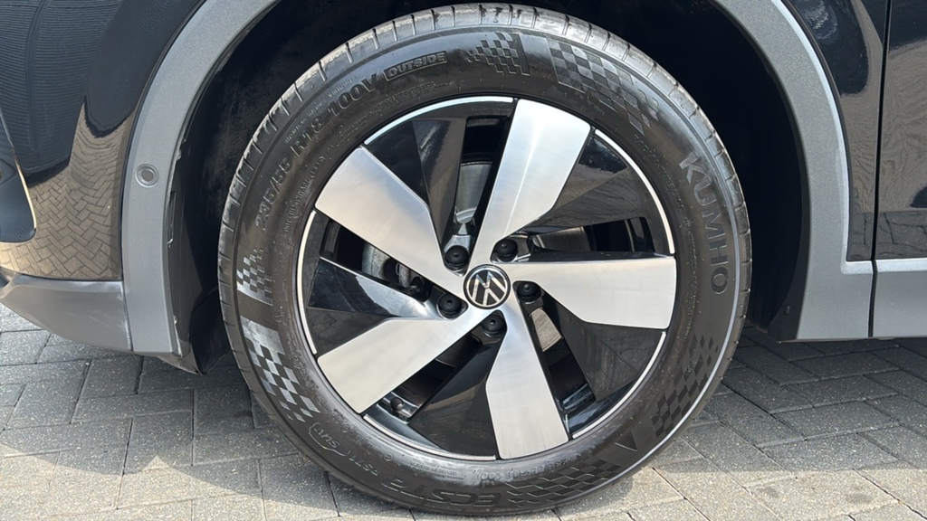 Volkswagen Tiguan 1.5 Etsi 150 Match Dsg 150 Ps Black #5