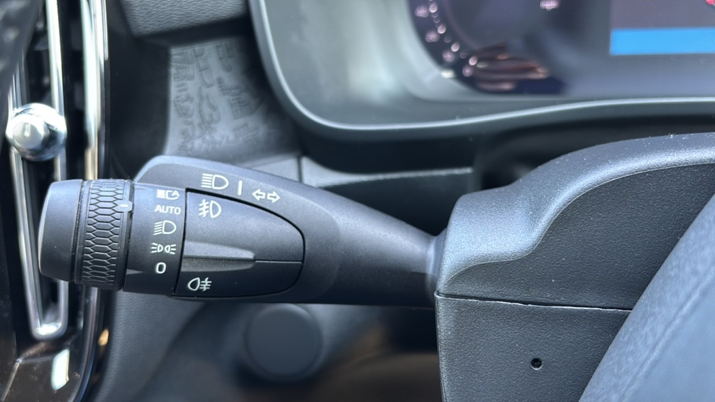 Volvo C40 C40 Recharge Ev Silver #31