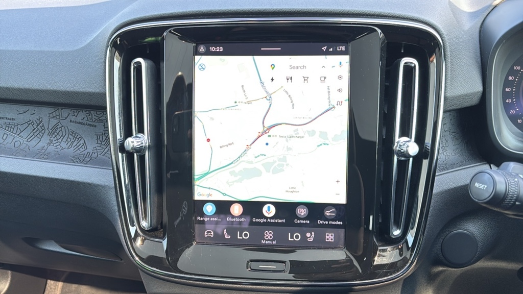 Volvo C40 C40 Recharge Ev Silver #32