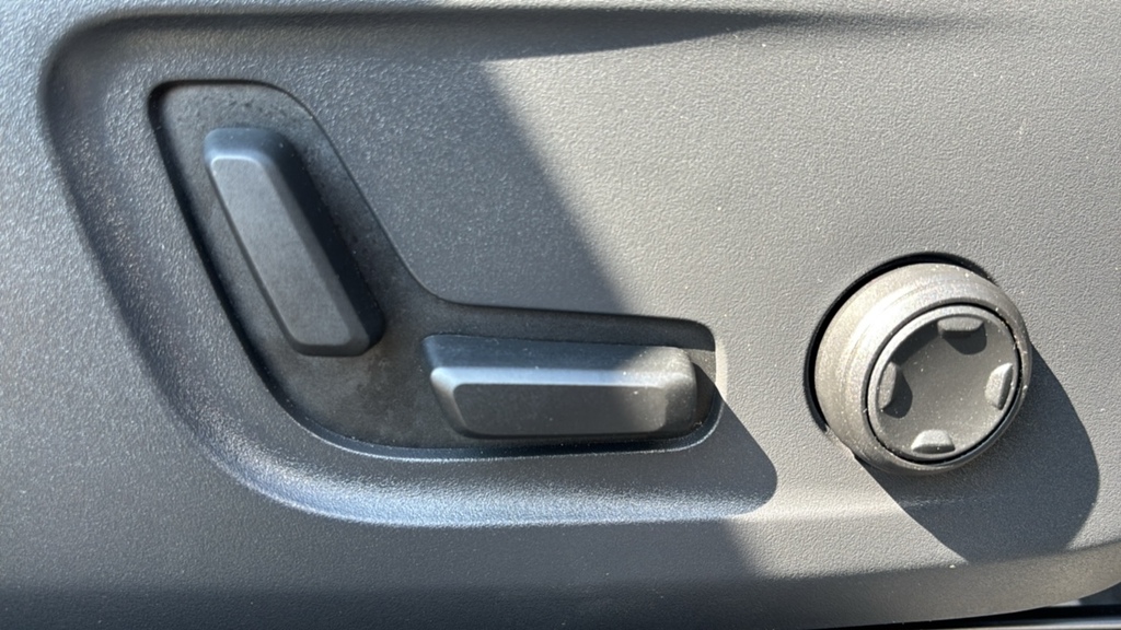 Volvo C40 C40 Recharge Ev Silver #22