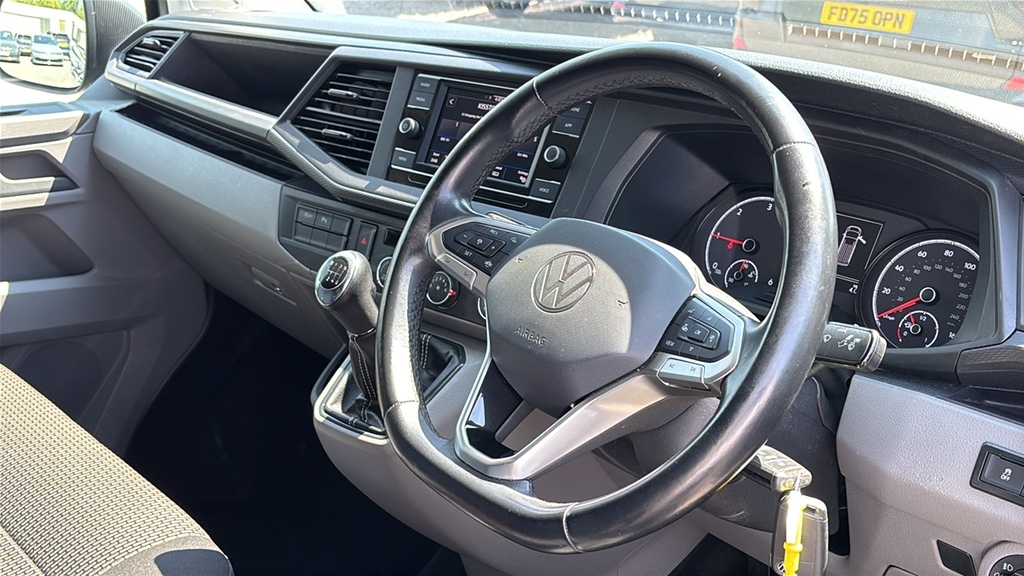 Volkswagen Transporter 2.0 Tdi 150 Highline Van 170 Ps Grey #6