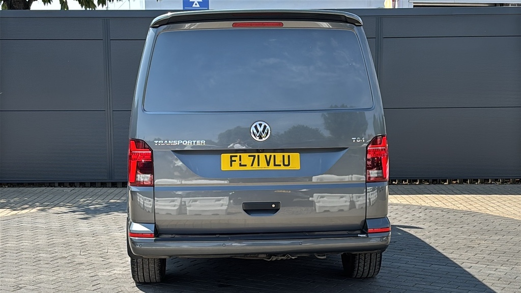 Volkswagen Transporter Red #9