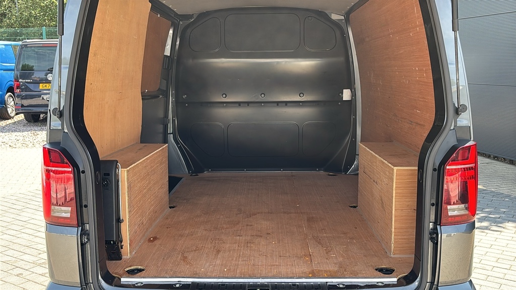 Volkswagen Transporter Red #20