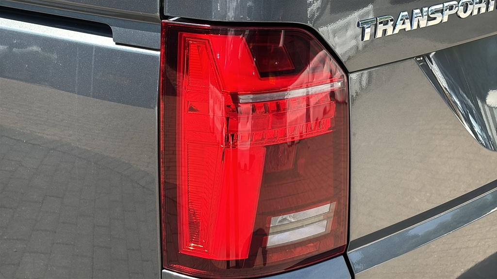 Volkswagen Transporter Red #15