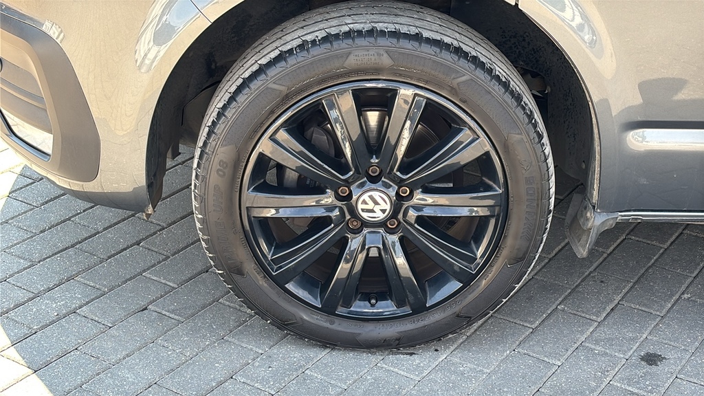 Volkswagen Transporter 2.0 Tdi 150 Highline Van 170 Ps Grey #5