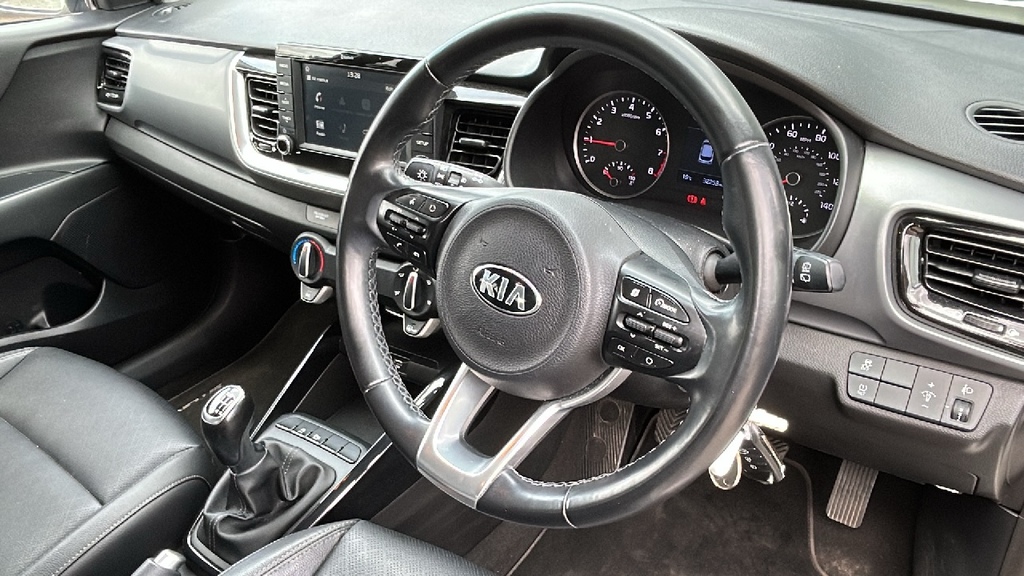 Kia Stonic 1.0T Gdi Maxx 118 Ps Red #6