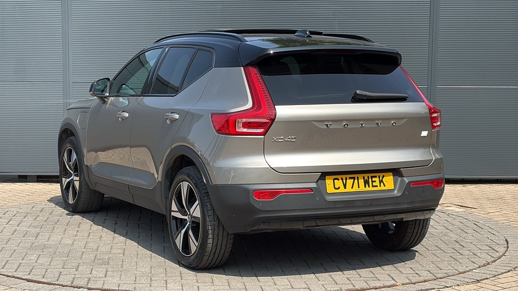 Volvo XC40 1.5 T4 Recharge Phev R Design 211 Ps Gold #3