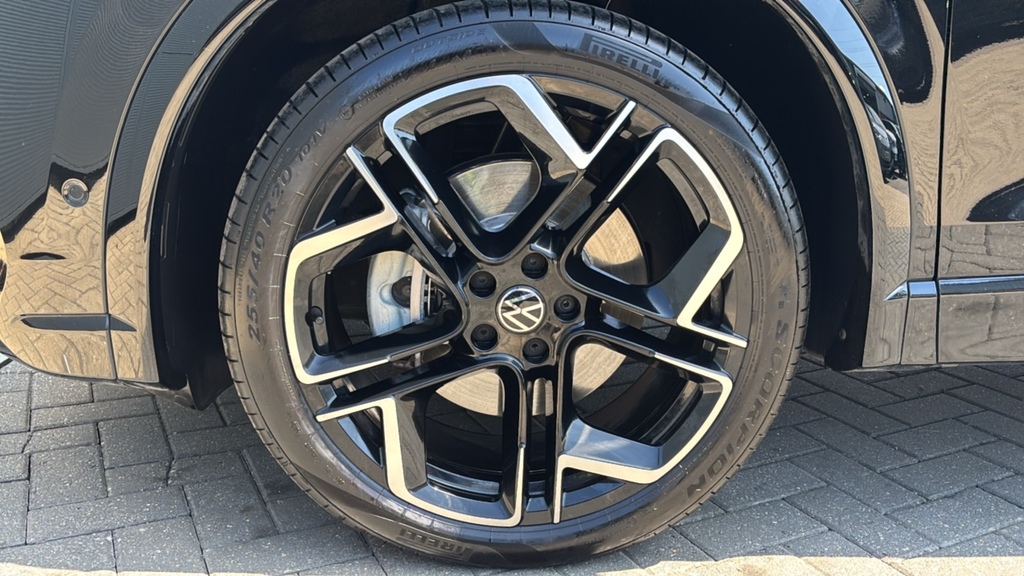 Volkswagen Tiguan 2.0 Tdi R-line Dsg 150 Ps Black #5
