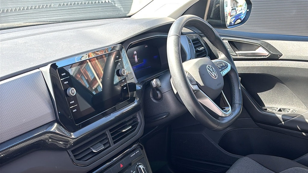 Volkswagen T-Cross 1.0 Tsi 115 Match Dsg 0 Ps Black #2