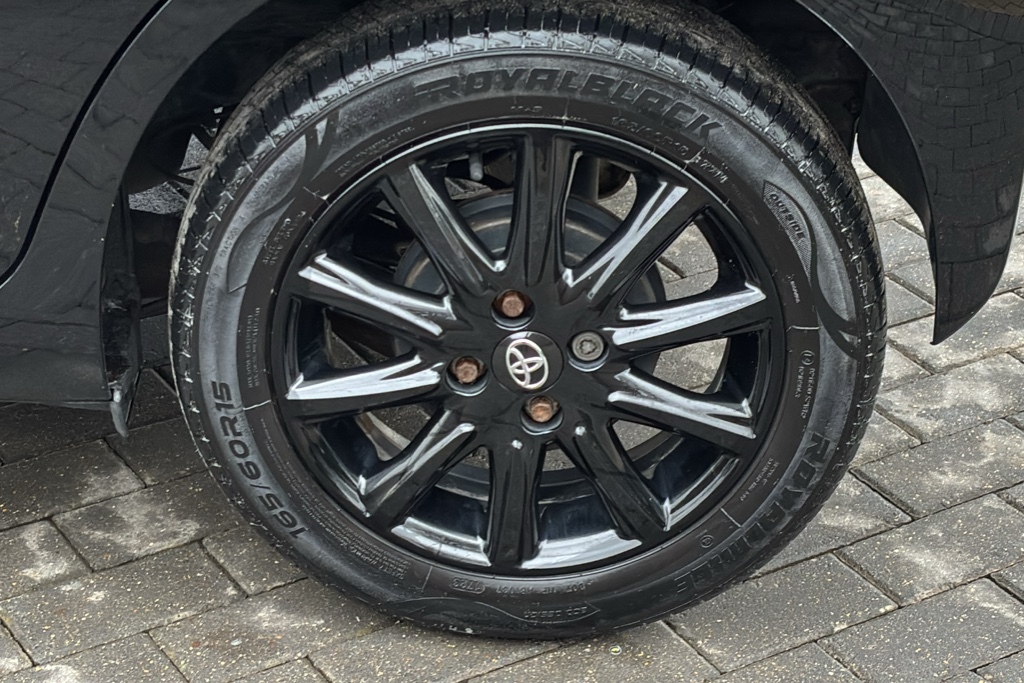 Toyota Aygo 1.0 Vvt-i X-press 68 Ps Black #5
