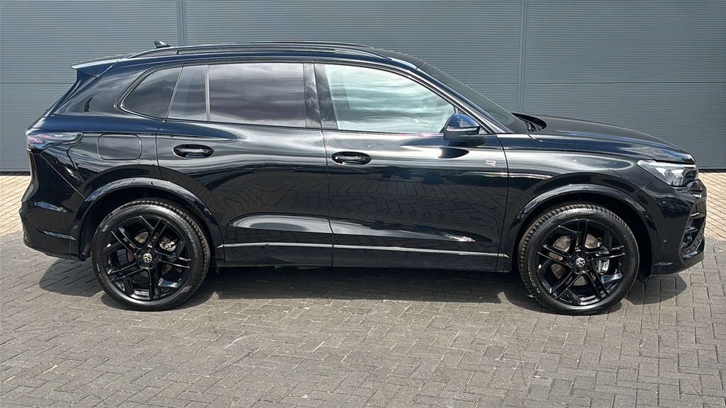 Volkswagen Tiguan 1.5 Tsi Ehybrid R-line Dsg 204 Ps Black #4