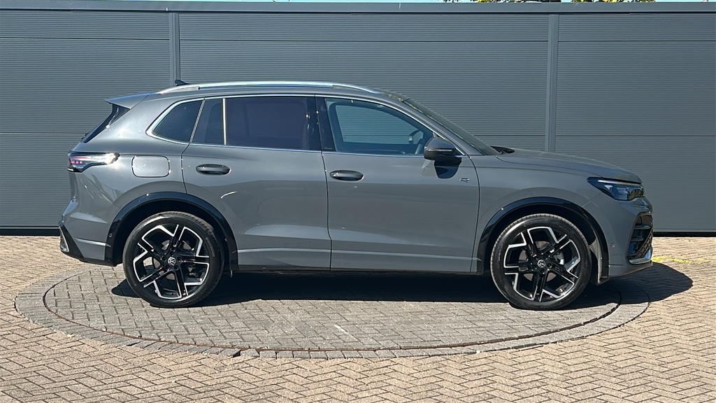 Volkswagen Tiguan 1.5 Etsi 150 R-line Dsg 150 Ps Grey #4