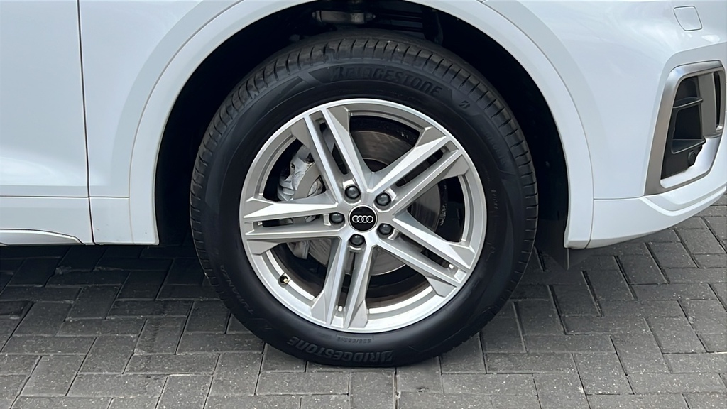 Audi Q5 40 Tdi Quattro S Line S Tronic 204 Ps White #5