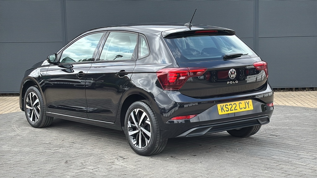 Volkswagen Polo 1.0 Tsi Life Dsg 95 Ps Black #3